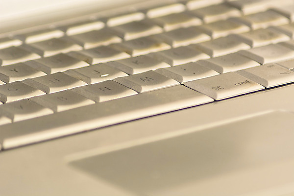 포토 JPG 해외이미지 디자인 컨셉 비즈니스 텍스트 통신 열쇠 모바일 사람없음 노트북 컴퓨터 글로벌 사무실 디지털 스크린 공책 자료 웹 힘 장비 회색 정보 흰색 키보드 업무 오픈 네트워크 은색 사과 시원함 디자이너 책상 묘사 오브젝트 복고 바쁨 심플 전자 찬성 패드 옛날 해외202004 해외포토 직업 컬러 가구 인터넷 과일 문구용품 전자제품 작업 파일형식 이미지허브