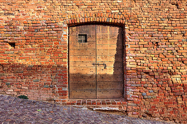 포토 JPG 해외이미지 외관 유럽 벽 백그라운드 건축양식 벽돌 출입구 거리 주택 사람없음 야외 건물 목재 빨간색 문 이탈리아 수확 조약돌 시골 도시 버리기 질감 타운 그런지 깨짐 옛날 조언 해외202004 해외포토 나무 건축물 건축 나라 컬러 컨셉 농업 재료 모션 돌_바위 파일형식 이미지허브