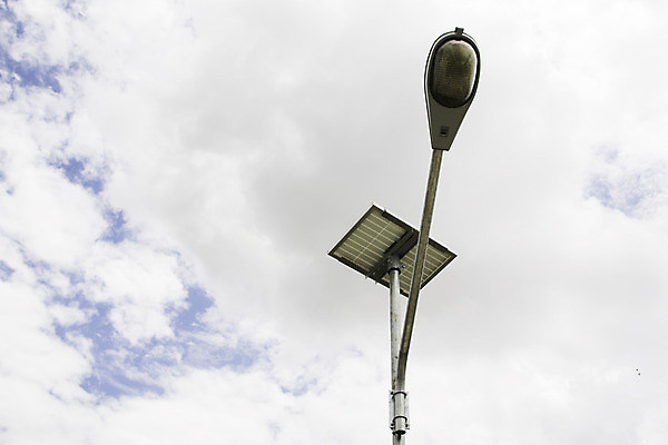 포토 JPG 해외이미지 디자인 도로 백그라운드 가로등 건축양식 벽돌 거리 사람없음 야외 장식 빛 우주 힘 장비 흰색 램프 도시 클래식 야간 오브젝트 질감 복고 봉 고립 옛날 스타일 해외202004 해외포토 자연요소 공공시설 건축 길 컬러 컨셉 교통시설 조명 파일형식 이미지허브