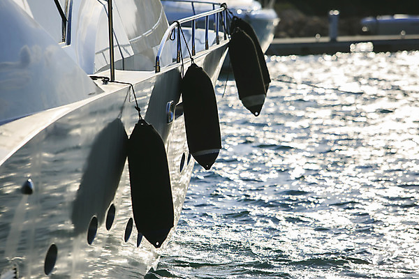 포토 JPG 해외이미지 파도 바다 여행 요트 모션 자연 하늘 휴가 항해 사람없음 목재 물 파란색 기쁨 흰색 보트 고급 큼 크루즈 활 다이빙 함선 포트 모터 철책 생존 해외202004 해외포토 자연요소 나무 감정 컬러 컨셉 배_교통 재료 수영 크기 생태계 수중스포츠 파일형식 이미지허브