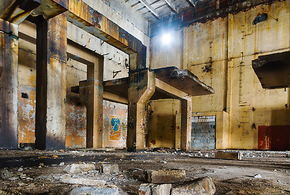 포토 JPG 해외이미지 산업 벽 백그라운드 건축양식 창문 공장 유리 벽돌 직장 사람없음 내부 건물 빛 금속 검은색 어둠 수확 도시 폐기물 위험 버리기 창고 복고 먼지 낭비 구식 그런지 깨짐 방치 썩음 옛날 철강 파멸 해외202004 해외포토 건축물 건축 컬러 컨셉 농업 회사 공업 모션 재질 쓰레기 파일형식 소멸 이미지허브
