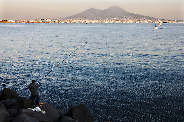 포토 JPG 해외이미지 유럽 바다 파노라마 사람없음 물 이탈리아 도시 만 지중해 화산 나폴리 해외202004 해외포토 자연요소 나라 산 촬영기법 파일형식 이미지허브