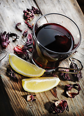 포토 JPG 해외이미지 식물 전통 식기 영어 꽃잎 꽃 음료 음식 백그라운드 잎 유리 아침 휴식 건조 건강 동양인 사람없음 목재 컵 빨간색 초록색 물 약 주방 중국 머그컵 수확 뜨거움 투명 액체 붓기 차 아침식사 냄비 찻잔 찻주전자 레몬 민트 허브 싱글 상쾌 질감 아로마 내추럴 히비스커스 해외202004 해외포토 주간 자연요소 나무 문자 감정 아시아 컬러 컨셉 농업 과일 재료 의학 모션 재질 주전자 잔 인종 식사 솥 파일형식 이미지허브