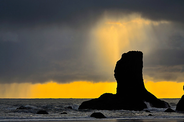 포토 JPG 해외이미지 구름 공원 모래 파도 바다 여행 올림픽 자연 조류 풍경 사람없음 야외 가로 물 빛 반사 노란색 쌓기 미국 일몰 새벽 산책 캠핑 하이킹 광선 서핑 황무지 엽서 지역 폭풍 울퉁불퉁 인기 전국 해외202004 해외포토 자연요소 동물 공공시설 스포츠 컬러 북아메리카 모션 레저 날씨 휴식 노을 수상스포츠 편지 생태계 파일형식 이미지허브