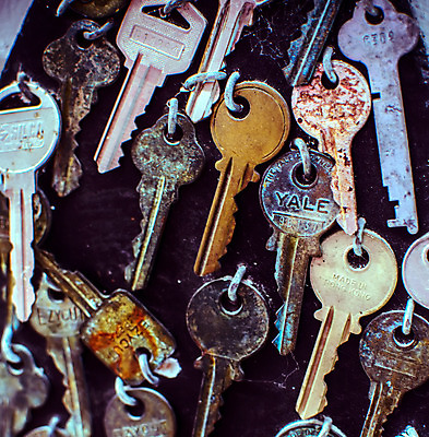 포토 JPG 해외이미지 백그라운드 컨셉 음표 열쇠 주택 골격 자물쇠 안전 사람없음 장식 세트 문 금속 수확 골동품 오픈 그룹 닫기 보호 은색 수집 철 사물함 심볼 묘사 오브젝트 부식 복고 잠금 보안 실뭉치 타입 제비 고립 빅토리아 옛날 철강 많음 해외202004 해외포토 기호 음악 컬러 농업 모션 재질 조류 건물 파일형식 이미지허브