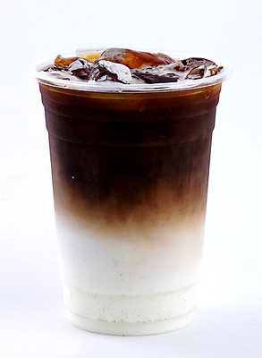 포토 JPG 해외이미지 커피 음료 음식 백그라운드 유리 아침 디저트 사람없음 갈색 상점 주방 식당 얼음 검은색 어둠 거품 카페 우유 추위 흰색 물방울 대접 액체 달콤 맛 아침식사 수분 설탕 경계 싱글 상쾌 아로마 부드러움 고립 라떼 카페인 무알코올 해외202004 해외포토 주간 자연요소 감정 컬러 컨셉 재질 유제품 식사 감각 파일형식 이미지허브