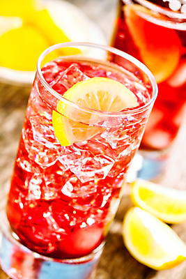 포토 JPG 해외이미지 음료 과일 날씨 귤 사람없음 야외 목재 컬러풀 갈색 노란색 얼음 검은색 주스 흰색 신선 닫기 레몬 질감 옛날 크랜베리 해외202004 해외포토 자연요소 나무 열매 컬러 재료 모션 파일형식 이미지허브