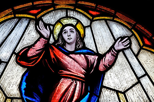 포토 JPG 해외이미지 종교 상징 크리스마스 창문 유리 천사 사람없음 성당 교회 기도 얼룩 예수 성자 서비스 신성 마리아 천국 덩어리 숭배 신앙심 해외202004 해외포토 기념일 종교건축 재질 건물 신_종교 파일형식 이미지허브