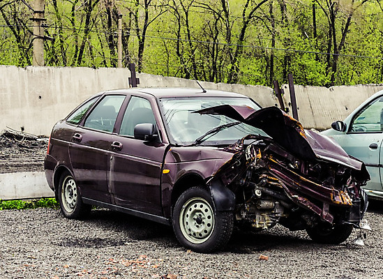 포토 JPG 해외이미지 1 도로 창문 교통시설 자동차 유리 사람없음 야외 빛 손상 운전 긴급 죽음 고속도로 경찰 위험 충돌 속도 싱글 보안 승객 충격 문제 짐차 한조각 보험 모터 깨짐 범퍼 제어 헬프 해외202004 해외포토 직업 길 육상교통 교통 컨셉 모션 재질 안전 도움 시설 파일형식 이미지허브