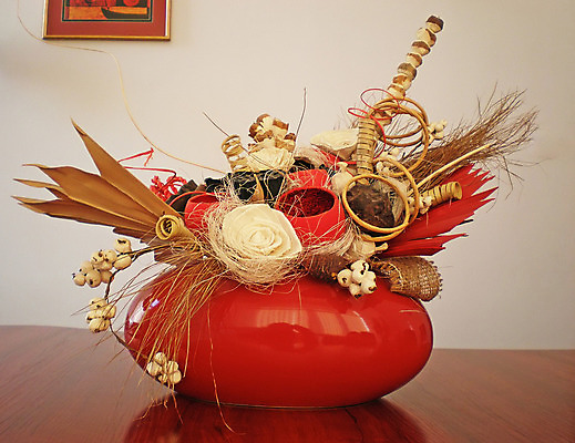 포토 JPG 해외이미지 식물 꽃 꽃다발 잎 꽃무늬 탁자 추상 주택 건조 실내 사람없음 목재 장식 빨간색 장미 갈색 꽃병 벚꽃 소용돌이 흰색 배열 정리 해외202004 해외포토 나무 컬러 가구 무늬 재료 내부 건물 회오리 파일형식 이미지허브