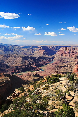 포토 JPG 해외이미지 구름 공원 여행 자연 하늘 산 풍경 사람없음 야외 빨간색 물 여름 파란색 빛 강 세계 여행객 골짜기 계곡 미국 사막 재산 큼 땅 인도인 사암 애리조나 서쪽 전국 절정 콜로라도 수평선 해외202004 해외포토 자연요소 외국인 계절 공공시설 컬러 북아메리카 사람 동양인 금융 돌_바위 크기 방향 생태계 파일형식 이미지허브
