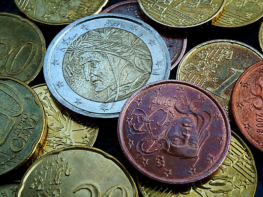 포토 JPG 해외이미지 돈 사람없음 쇼핑 상점 유로 닫기 구매 주식 센트 해외202004 해외포토 모션 금융 재산 파일형식 이미지허브