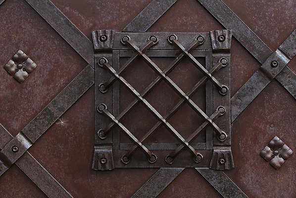 포토 JPG 해외이미지 접시 디자인 산업 선 패턴 창문 추상 프레임 사람없음 가로 금속 거친 중세 철 사인 질감 복고 대문 고체 놋쇠 엘리먼트 옛날 철강 회복 해외202004 해외포토 식기 컨셉 무늬 재질 문 역사 파일형식 이미지허브