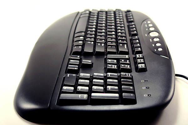 포토 JPG 해외이미지 손 알파벳 백그라운드 비즈니스 버튼 열쇠 직장 사람없음 파란색 컴퓨터 숫자 자료 어둠 장비 정보 공구 키보드 업무 닫기 편지 심볼 묘사 오브젝트 타입 서명 소통 입력 키패드 하드웨어 공급 해외202004 해외포토 문자 영어 컬러 컨셉 회사 모션 신체부위 전자제품 도구 작업 파일형식 이미지허브