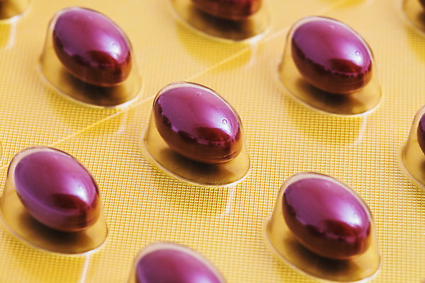 포토 JPG 해외이미지 컨셉 건강 종류 사람없음 치료 컬러풀 알약 약 건강관리 여러개 고통 하트 질병 약국 예방 두통 처방 중독 조제 돌봄 마약 진통제 치료제 헬프 화학물질 항생제 많음 해외202004 해외포토 모양 감정 컬러 다수 의학 모션 관리 도움 화학 만들기 파일형식 이미지허브