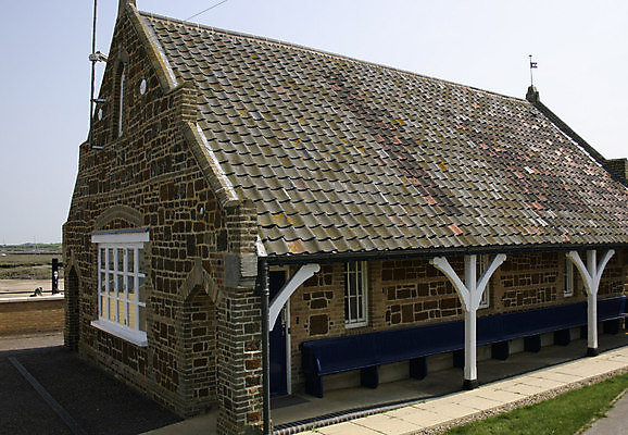 포토 JPG 해외이미지 건축양식 지붕 주택 사람없음 야외 건물 목재 마을 시골 재산 작음 해외202004 해외포토 나무 건축물 건축 재료 금융 크기 파일형식 이미지허브