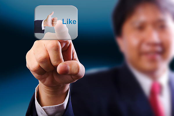 포토 JPG 해외이미지 아이콘 손 백그라운드 컨셉 인터넷 비즈니스 통신 손가락 미래 기술 사람 정장 이벤트 사람없음 그래픽 글로벌 웹 터치 네트워크 그룹 메시지 이메일 연결 심볼 시작 커뮤니티 온라인 안녕 멀티미디어 광 블로거 소셜 지문 해외202004 해외포토 옷 신체부위 인사 파일형식 이미지허브