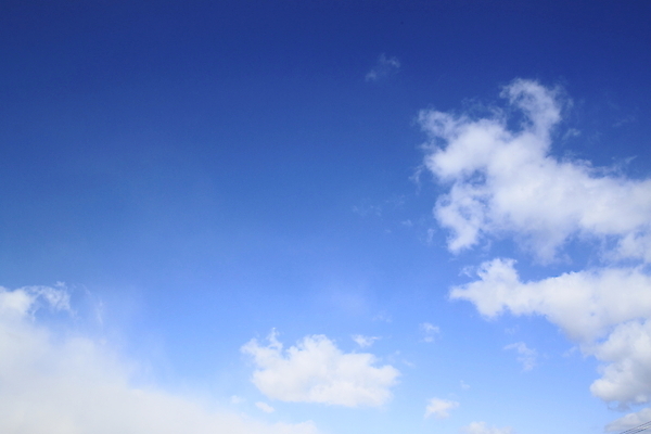 포토 JPG 해외이미지 구름 백그라운드 자연 하늘 날씨 사람없음 파란색 햇빛 흰색 천국 해외202004 해외포토 자연요소 컬러 태양 생태계 파일형식 이미지허브