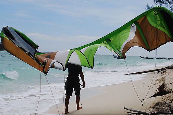 포토 JPG 해외이미지 남자 스포츠 놀이 건강 사람없음 연 해외202004 해외포토 사람 놀이용품 파일형식 이미지허브
