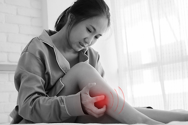 포토 JPG 해외이미지 드레스 여자 손가락 아침 건조 관리 한명 앉기 동양인 햇빛 침실 고통 회색 습기 촉촉함 흰색 잠 못 바이러스 피부 척추 발목 박테리아 토막 알레르기 곰팡이 모기 흉터 해외202004 해외포토 주간 1 손 옷 감정 컬러 의학 모션 발 뼈 사람 인종 신체부위 태양 젖음 공구 해충 질병 상처 파일형식 이미지허브