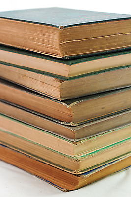 포토 JPG 해외이미지 교육 사람없음 책 독서 상점 클래식 도서관 읽기 문학 옛날 중고 해외202004 해외포토 컨셉 모션 파일형식 이미지허브