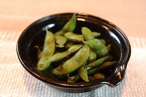 포토 JPG 음식 채소 근접촬영 사람없음 아웃포커스 냄비 완두콩 나베 일본음식 국내포토 뷰포인트 콩 촬영기법 솥 파일형식