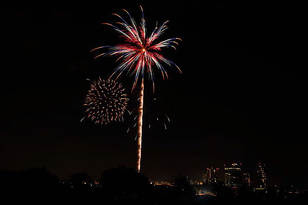 포토 JPG 백그라운드 야경 불꽃놀이 사람없음 야외 도시풍경 일본 축제 도시 국내포토 아시아 놀이 풍경 야간 파일형식 풍경_경치
