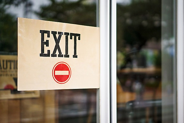 포토 JPG 주간 백그라운드 출입구 거리풍경 풍경 사람없음 야외 아웃포커스 도시풍경 상점 일본 유리문 국내포토 자연요소 아시아 거리 촬영기법 문 도시 파일형식