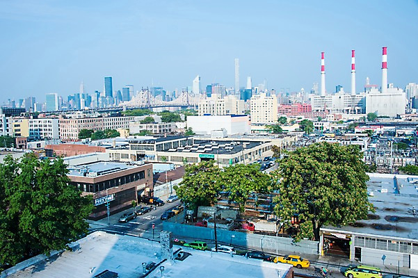 포토 JPG 주간 나무 도로 공장 자동차 굴뚝 사람 풍경 빌딩 야외 도시풍경 일본 도시 도심 가교 국내포토 자연요소 식물 건축물 아시아 길 육상교통 공업 교통시설 건물 파일형식