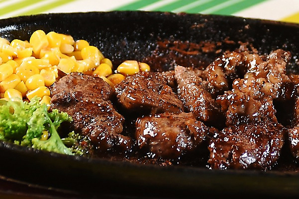 포토 JPG 음식 채소 서양음식 육류 옥수수 스테이크 근접촬영 사람없음 철판 일본음식 국내포토 뷰포인트 식재료 곡류 파일형식