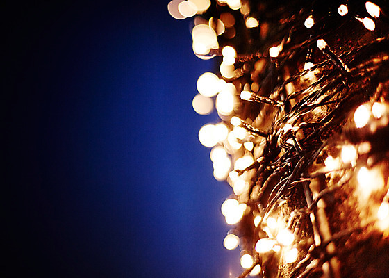 포토 JPG 백그라운드 크리스마스장식 크리스마스 전구 사람없음 야외 야간 보케 알전구 국내포토 자연요소 기념일 파일형식