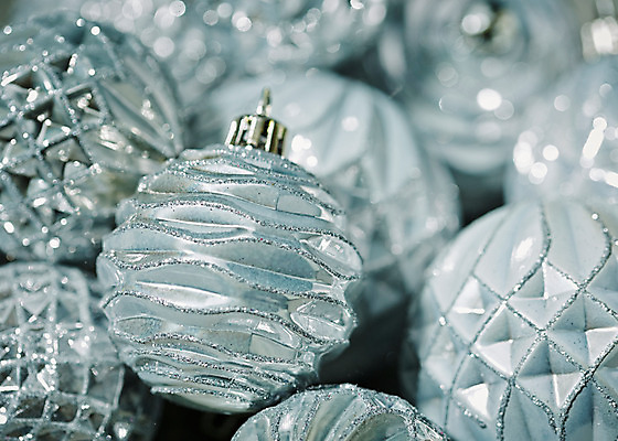 포토 JPG 백그라운드 크리스마스장식 크리스마스 근접촬영 사람없음 은색 오브젝트 오너먼트 국내포토 기념일 뷰포인트 컬러 파일형식