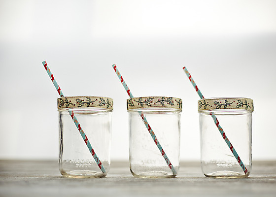 포토 JPG 백그라운드 크리스마스장식 크리스마스 유리병 빨대 사람없음 오브젝트 국내포토 기념일 병_용기 파일형식