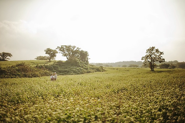 포토 JPG 주간 여자 할아버지 노년 남자 할머니 여행 꽃밭 서기 상반신 야외 두명 앞모습 실버라이프 제주도 노부부 다정 한국인 60대 메밀꽃 메밀밭 노인만 국내포토 자연요소 라이프스타일 부부 꽃 뷰포인트 컨셉 밭 모션 한국 사람 동양인 성인 성인만 파일형식