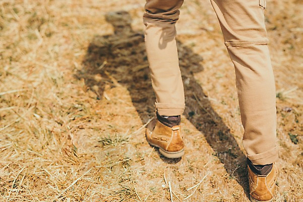 포토 JPG 주간 서양인 외국인 남자 맨라이프 여행 한명 20대 성인 야외 뒷모습 제주도 걷기 등산 하반신 다리 즐거움 오름 성인남자한명만 국내포토 자연요소 1 라이프스타일 감정 뷰포인트 모션 한국 사람 인종 청년 신체부위 트래킹 남자한명만 성인남자만 파일형식
