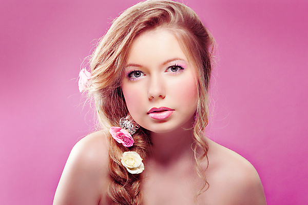 포토 JPG 해외이미지 백인 1 여자 분홍색 컨셉 휴식 창조 한명 사람 성인 빨간색 햇빛 봄 우아함 만족 개성 유일 해외202004 해외포토 서양인 계절 감정 컬러 태양 파일형식 이미지허브