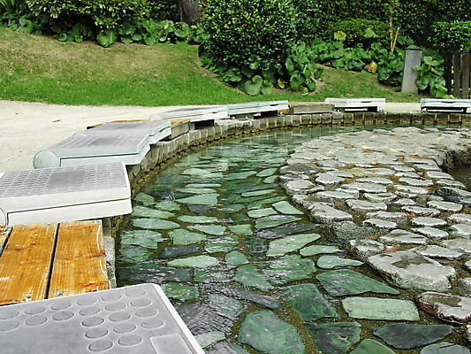 포토 JPG 해외이미지 공원 지구 휴식 건강 동양인 사람없음 치료 물 일본 스파 봄 회색 흰색 하트 연못 뜨거움 수증기 당구 피부 웅덩이 양발 지열 지질학 해외202004 해외포토 자연요소 모양 계절 공공시설 교육 아시아 컬러 컨셉 의학 인종 신체부위 구기 파일형식 이미지허브