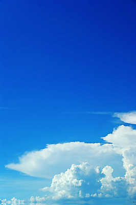 포토 JPG 해외이미지 구름 백그라운드 하늘 풍경 사람없음 파란색 빛 중국 흰색 내추럴 해외202004 해외포토 자연요소 아시아 컬러 파일형식 이미지허브