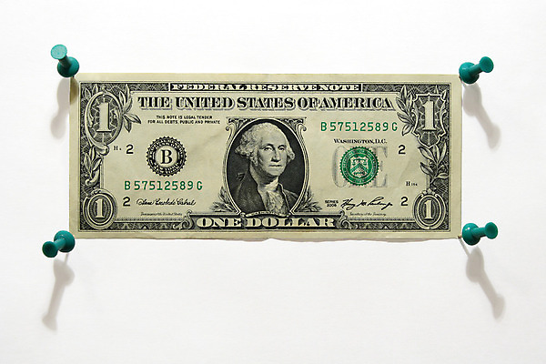 포토 JPG 해외이미지 1 종이 줄 지폐 돈 사람없음 초록색 금융 경제 달러 미국 못 구매 방향 심볼 속도 고정 이익 가치 직사각형 빚 고립 워싱턴 위기 해외202004 해외포토 도형 컬러 북아메리카 쇼핑 공구 재산 파일형식 이미지허브