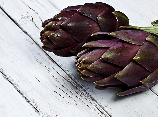 포토 JPG 해외이미지 음식 농업 다이어트 채소 재료 건강 사람없음 이탈리아 흰색 신선 유기농 날것 아티초크 채식주의자 해외202004 해외포토 웰빙 유럽 산업 컬러 채식 파일형식 이미지허브