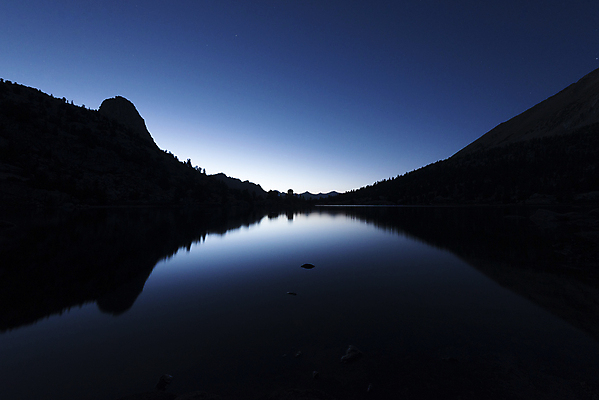 포토 JPG 해외이미지 공원 호수 여행 자연 하늘 날씨 휴가 산 국립공원 풍경 사람없음 야외 물 여름 파란색 반사 환경 미국 일몰 하이킹 황무지 고독 보호 야간 저녁 숲 배낭여행 캘리포니아 드라마 멀리 기후변화 해외202004 해외포토 자연요소 계절 공공시설 감정 컬러 컨셉 북아메리카 레저 노을 변화 생태계 파일형식 이미지허브