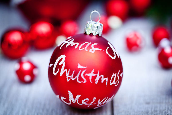 포토 JPG 해외이미지 크리스마스장식 크리스마스 실내 사람없음 아웃포커스 오너먼트 나무배경 해외202004 해외포토 기념일 백그라운드 촬영기법 내부 파일형식 이미지허브