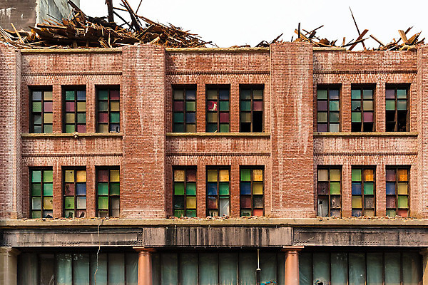 포토 JPG 해외이미지 북아메리카 건축양식 창문 유리 부동산 벽돌 사람없음 건물 목재 컬러풀 미국 바위 도시 얼룩 역사 재산 수리 도심 파편 상업 대도시 개발 썩음 옛날 해외202004 해외포토 나무 건축물 건축 컬러 재료 재질 아메리카 금융 돌_바위 파일형식 이미지허브