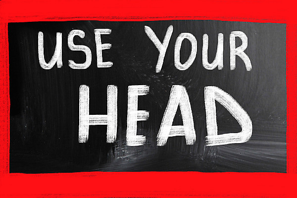 포토 JPG 해외이미지 교육 문장 과학 컨셉 학교 종류 사람없음 빨간색 머리 칠판 흰색 마음 최고 심볼 뇌 슬로건 해외202004 해외포토 문자 컬러 신체부위 파일형식 이미지허브