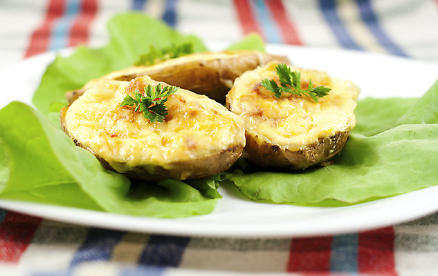 포토 JPG 해외이미지 음식 채소 치즈 감자 파슬리 요리 사람없음 계란 샐러드 껍질 신선 맛 상추 굽기 햄 해외202004 해외포토 컨셉 유제품 육류 알 구이 파일형식 이미지허브