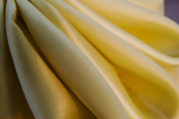 포토 JPG 해외이미지 리본 파도 백그라운드 곡선 일러스트 텍스트 침구 벽지 추상 발렌타인데이 미술 사람없음 빛 반짝임 유행 흰색 직물 커튼 고급 우아함 매끈함 실크 질감 웨이브 열정 부드러움 굴곡 깊이 접기 해외202004 해외포토 감정 선 바다 컬러 컨셉 무늬 모션 데이이벤트 문화예술 감각 파일형식 이미지허브