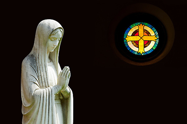 포토 JPG 해외이미지 아이콘 여자 기독교 종교 길 조각 창문 유리 엄마 사람없음 옆모습 조각상 숫자 흰색 기도 얼룩 영혼 성자 심볼 신성 마리아 기념물 고립 광 신앙심 옛날 천진난만 해외202004 해외포토 문자 뷰포인트 컬러 컨셉 가족 재질 사람 조형물 파일형식 이미지허브