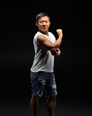 포토 JPG 해외이미지 직업 1 학생 라이프스타일 응시 교육 행복 얼굴 배낭 교실 학교 한명 웃음 사람 동양인 성인 건물 10대 노트북 스터디 일본 흰색 도서관 흥분 대학교 고립 해외202004 해외포토 건축물 시선 감정 아시아 컬러 가방 청소년 표정 인종 생활 신체부위 전자제품 학습 파일형식 이미지허브