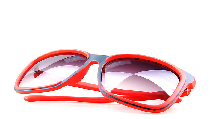 포토 JPG 해외이미지 디자인 응시 안경 백그라운드 고글 프레임 사람없음 선글라스 태양 유행 검은색 흰색 화려 보호 시원함 플라스틱 오브젝트 복고 시력 비전 고립 스타일 해외202004 해외포토 자연요소 시선 잡화 컬러 컨셉 재질 파일형식 이미지허브