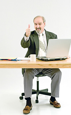 포토 JPG 해외이미지 직업 행복 종이 컨셉 회사 비즈니스 성공 아이디어 한명 사람 정장 컴퓨터 사무실 비즈니스맨 제안 프로젝트 해외202004 해외포토 1 옷 남자 감정 전자제품 직장인 파일형식 이미지허브